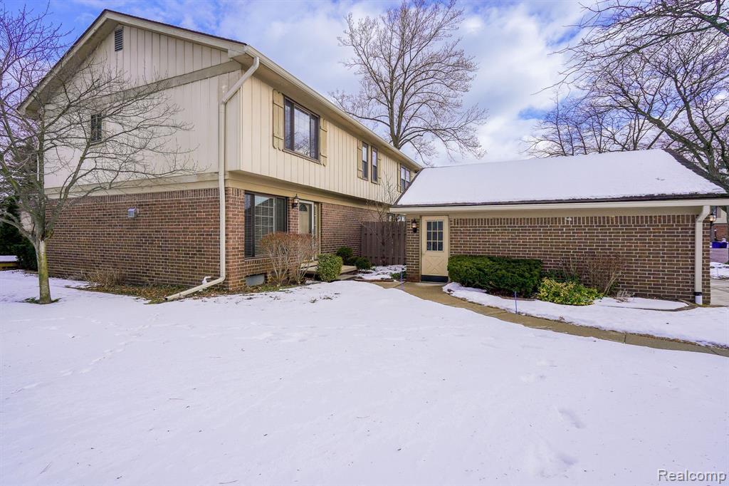 905 Lafayette Court Rochester Hills, MI 48307 - Photo 3 of 65