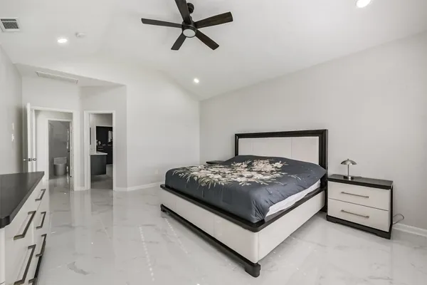 $5,305 | 2315 Bending Spring Drive, Pearland, TX 77584