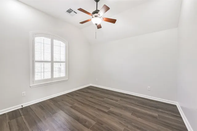 $5,300 | 2315 Bending Spring Drive, Pearland, TX 77584