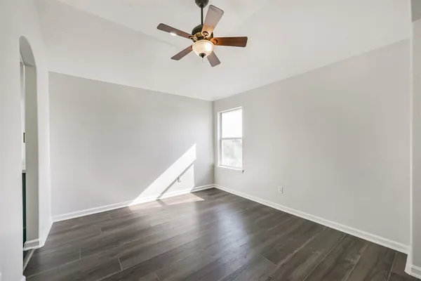 $5,305 | 2315 Bending Spring Drive, Pearland, TX 77584