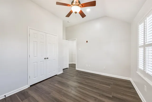 $5,300 | 2315 Bending Spring Drive, Pearland, TX 77584