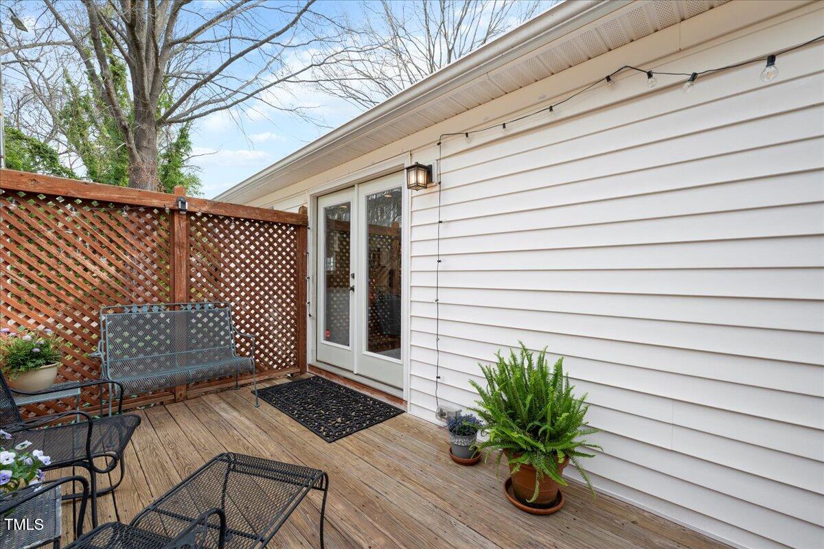 528 Moseley Lane Raleigh, NC 27601 - Photo 17 of 21 19-17