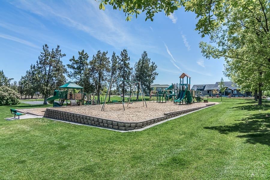 835 Northwest Rimrock Drive Redmond, OR 97756 - Photo 23 of 23 Additional Photo