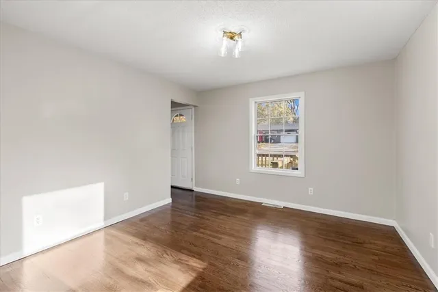 $242,000 | 7504 East 49 Street, Kansas City, MO 64129