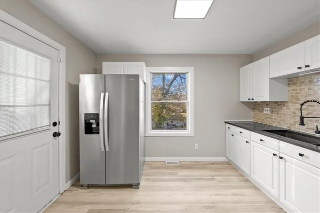 $242,000 | 7504 East 49 Street, Kansas City, MO 64129