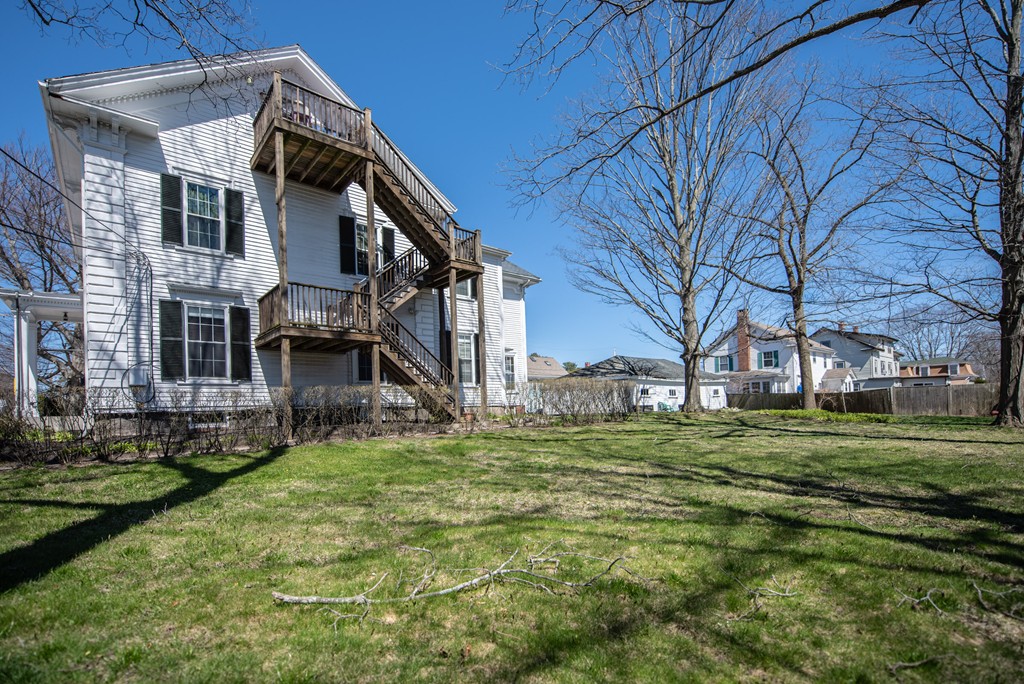 35 Locust Street, Unit 3 Danvers, MA 01923 - Photo 13 of 15