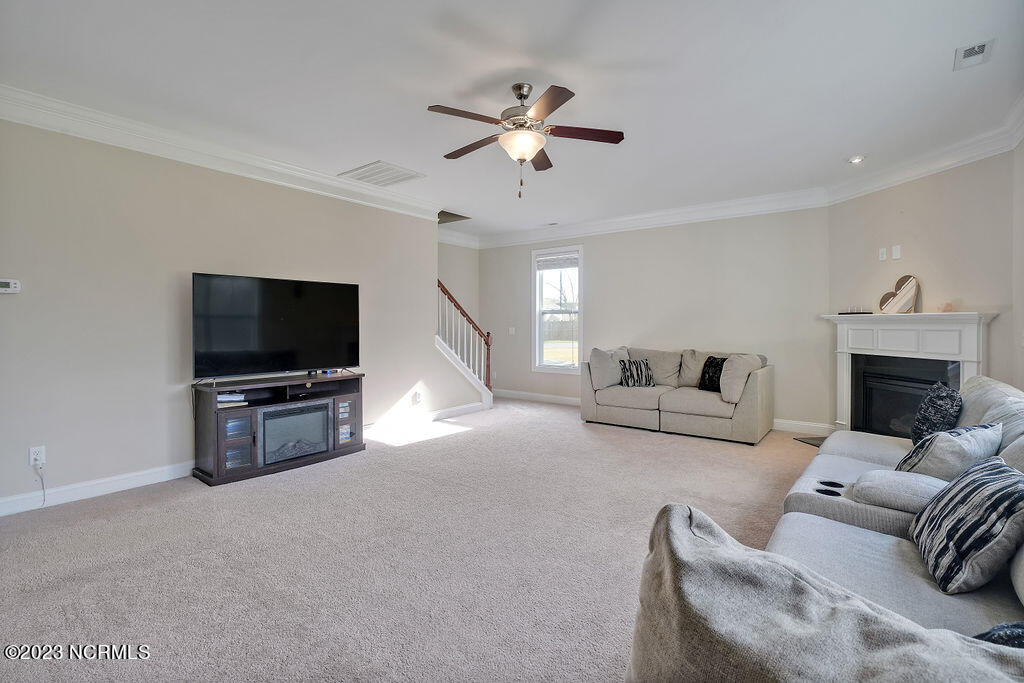 315 Chablis Way Wilmington, NC 28411 - Photo 13 of 32 315ChablisWay-12