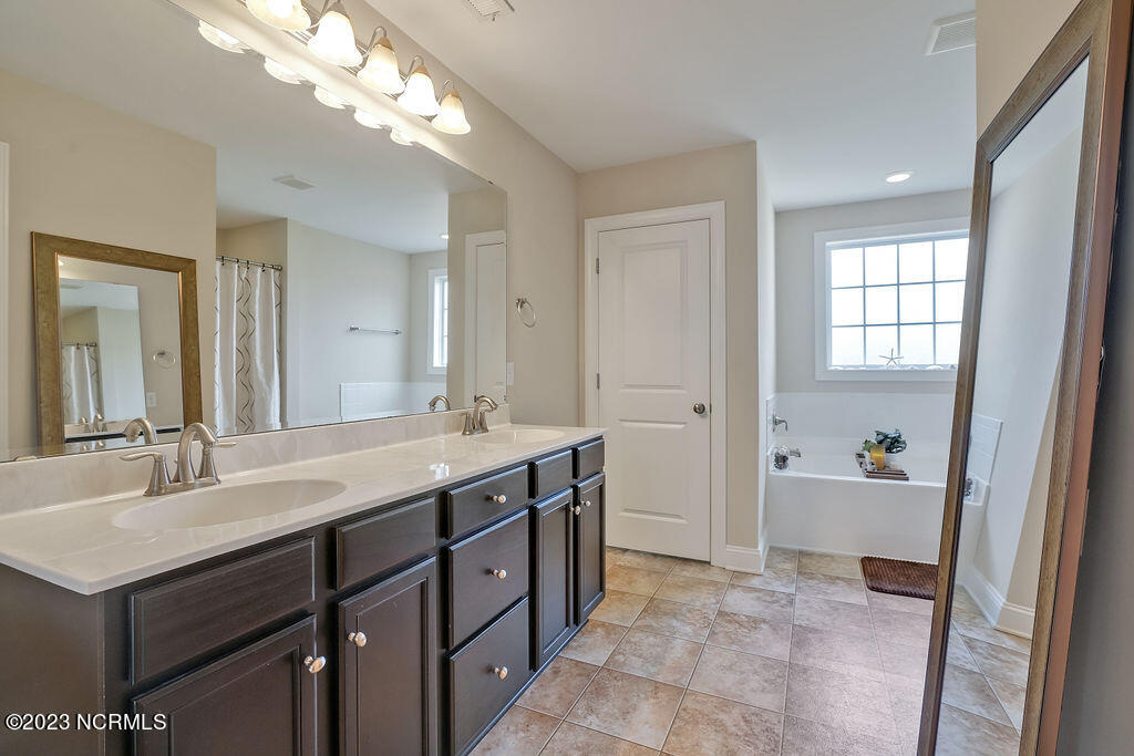 315 Chablis Way Wilmington, NC 28411 - Photo 18 of 32 315ChablisWay-18