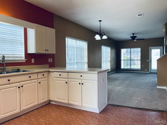 $1,550 | 4006 Glenway Drive, Pensacola, FL 32526