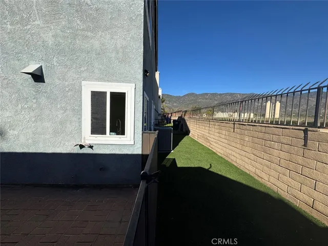 $448,000 | 4813 Village Green Way, San Bernardino, CA 92407