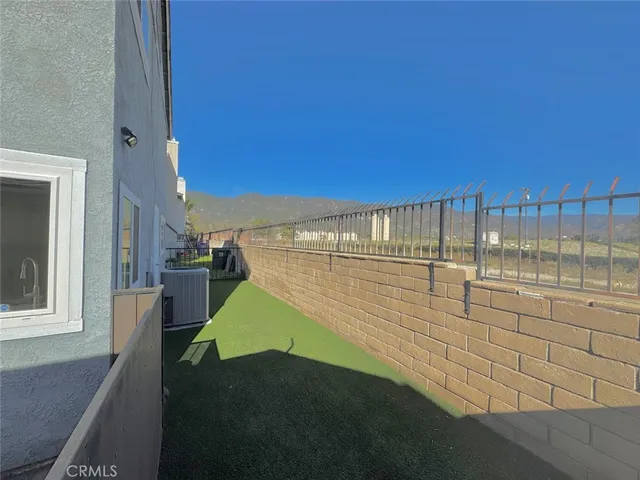 $448,000 | 4813 Village Green Way, San Bernardino, CA 92407