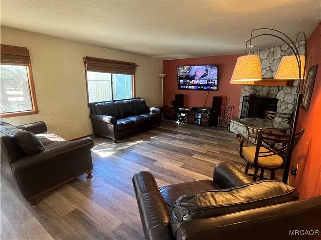 $2,500 | 871 A Lane, Big Bear City, CA 92314