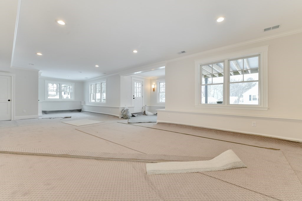 101 Tower Avenue, Unit 101 Needham, MA 02494 - Photo 33 of 38