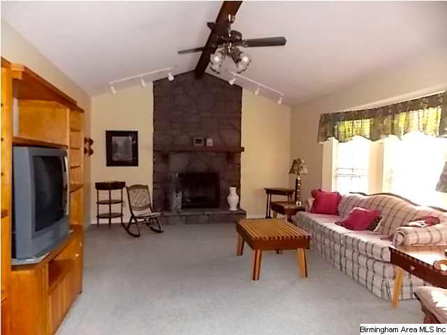 1104 Allison Circle Alabaster, AL 35007 - Photo 11 of 32