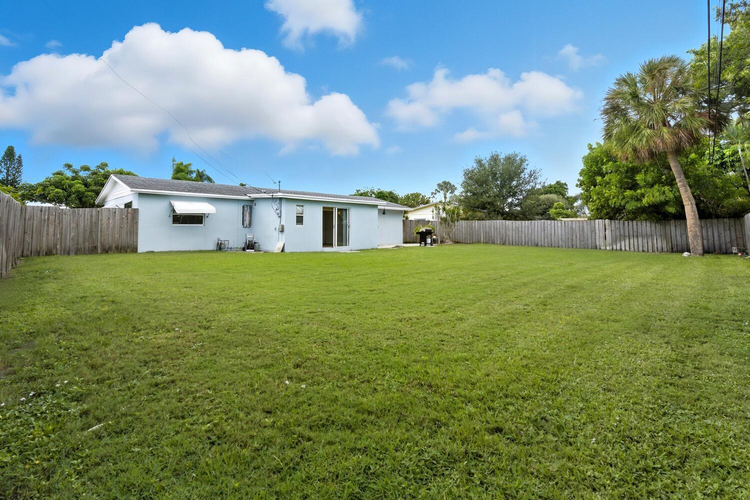 760 Cinnamon Road North Palm Beach, FL 33408 - Photo 24 of 27 760 Cinnamon Rd North Palm-large-020-025