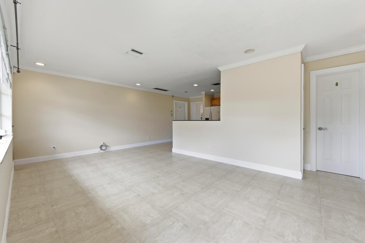 760 Cinnamon Road North Palm Beach, FL 33408 - Photo 9 of 27 760 Cinnamon Rd North Palm-large-003-013