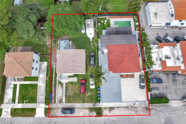 $1,825,000 | 3711 Southwest 27th Terrace, Miami, FL 33134