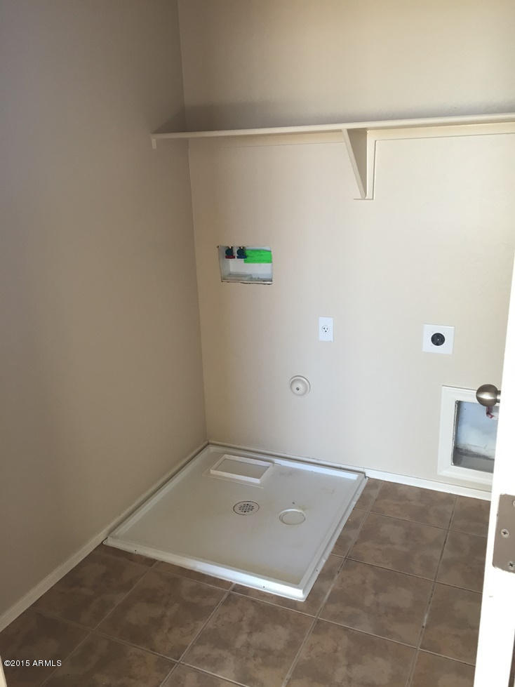 7434 West Carter Road, Unit 1 Laveen, AZ 85339 - Photo 21 of 22 Laundry