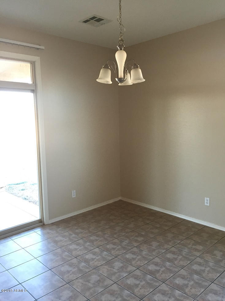 7434 West Carter Road, Unit 1 Laveen, AZ 85339 - Photo 7 of 22 BreakfastArea