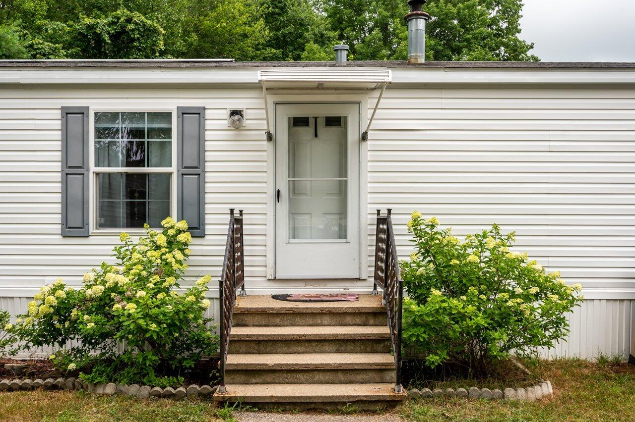 57 Pine Hill Road Berwick, ME 03901 - Photo 22 of 31 003-57PineHillRoad-Berwick-ME-03901-SMAL