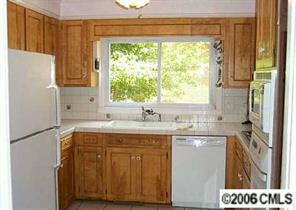 5926 Kirkpatrick Road Charlotte, NC 28211 - Photo 5 of 8 Gallery Image 5
