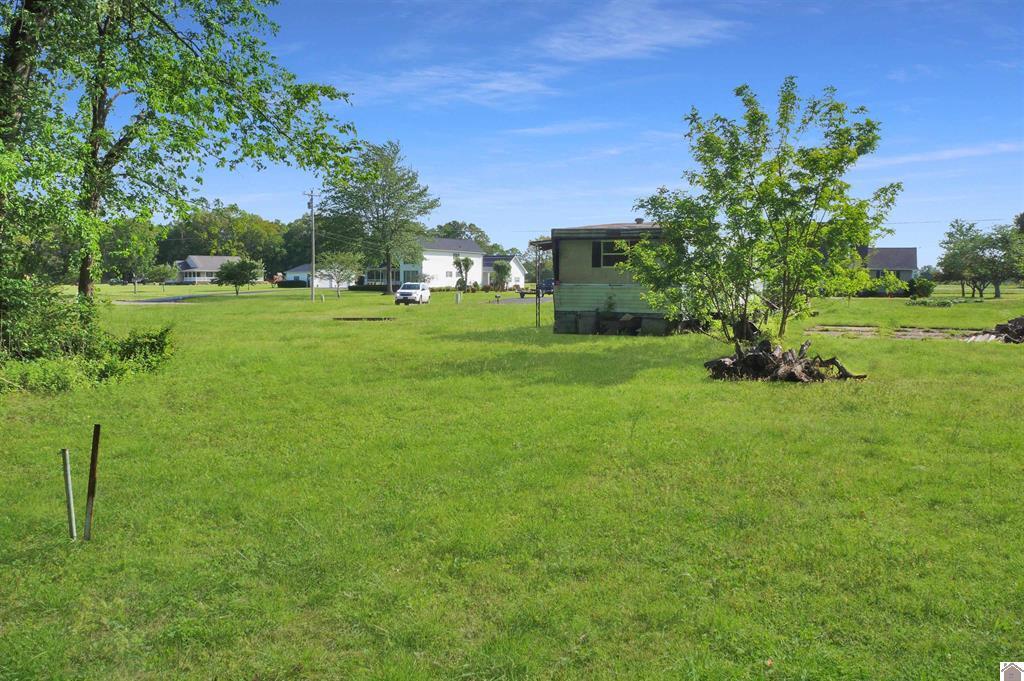 222 Almo Road Almo, KY 42020 - Photo 8 of 9 137620-79410cb3-76a2-4610-b2d4-b46b3962a