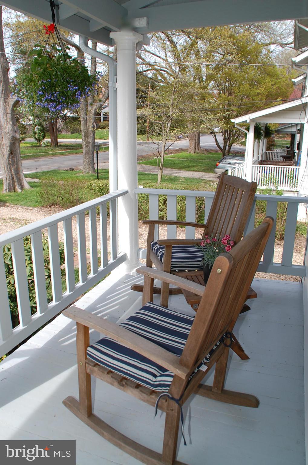 2104 Hanover Street Silver Spring, MD 20910 - Photo 3 of 22 a view of a chairs and tables in the patio