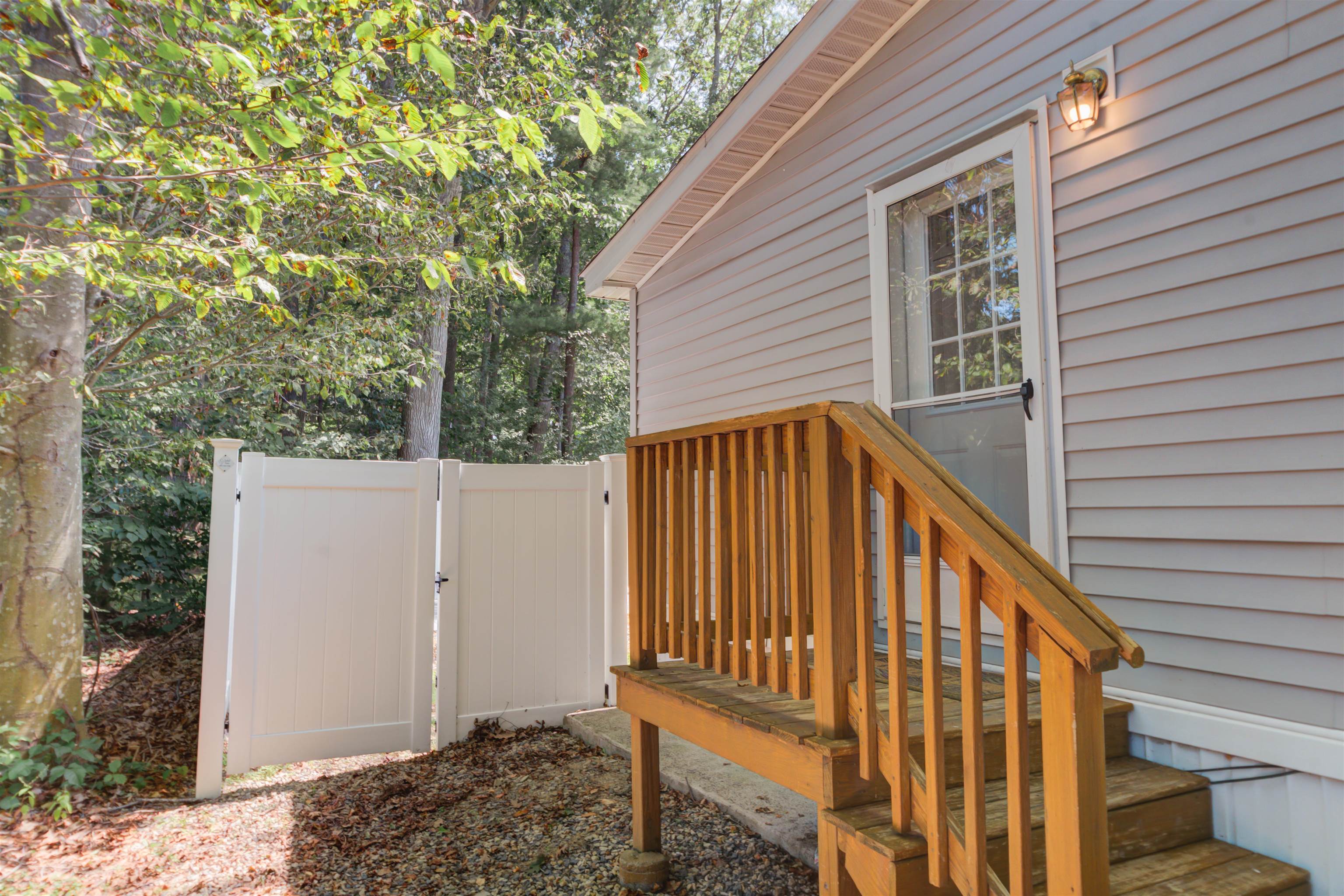 270 Towle Farm Road Hampton, NH 03842 - Photo 33 of 36