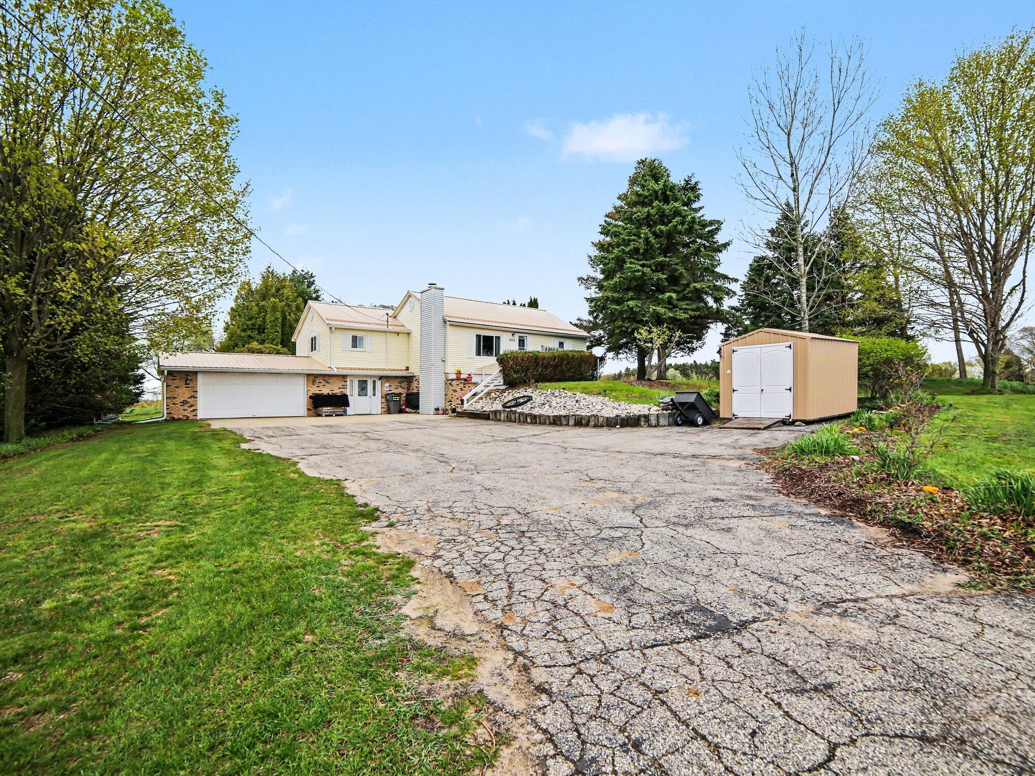 2330 West Tyler Road Hart, MI 49420 - Photo 26 of 34 026_file_2238