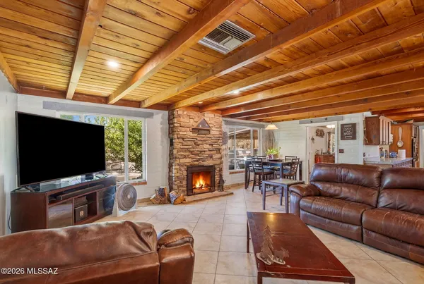 $750,000 | 725 South Gollob Road, Tucson, AZ 85710