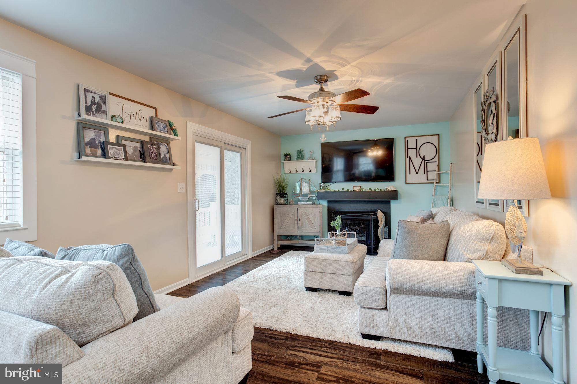 3736 Seneca Garden Road Baltimore, MD 21220 - Photo 17 of 43 Family Room