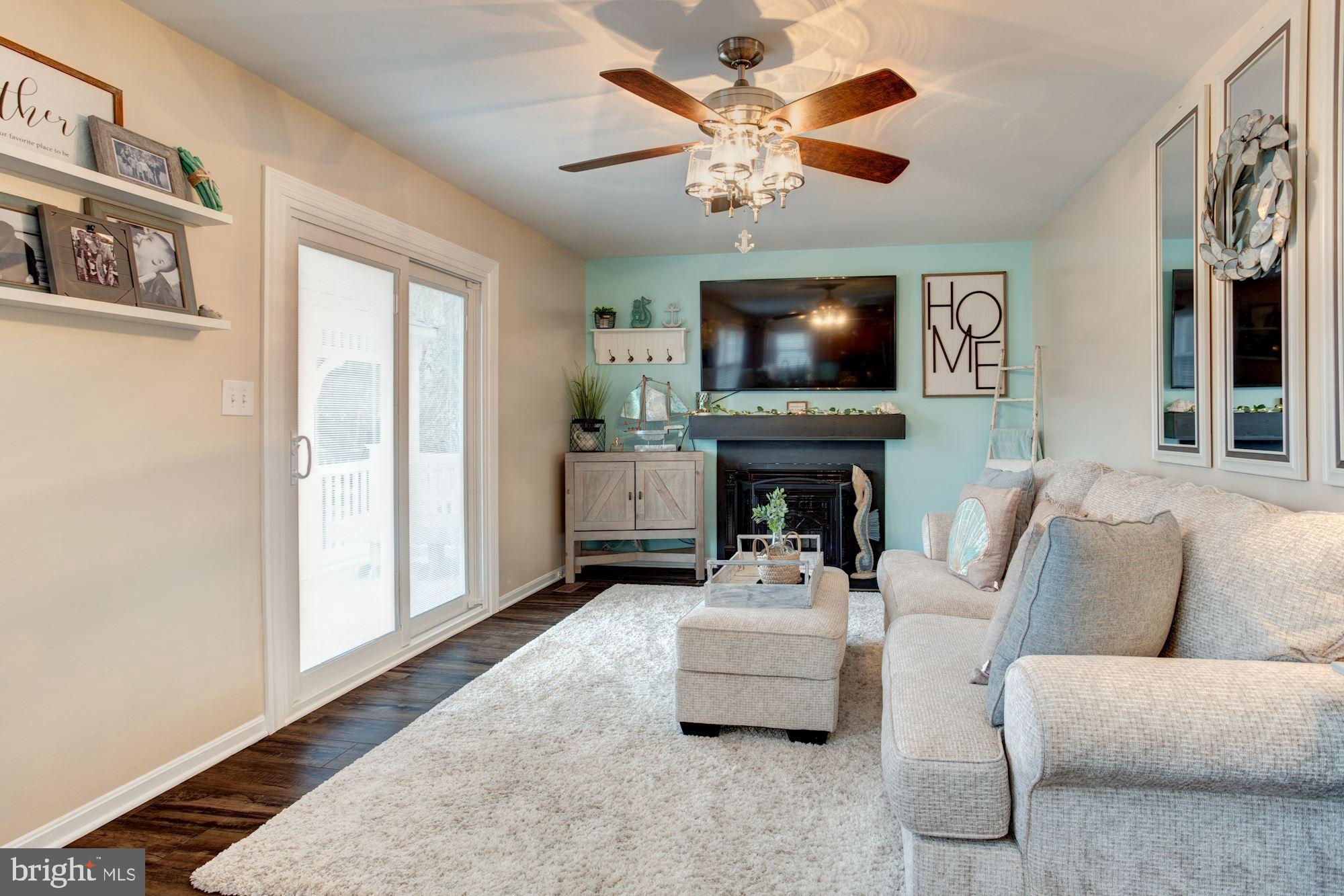 3736 Seneca Garden Road Baltimore, MD 21220 - Photo 18 of 43 Family Room