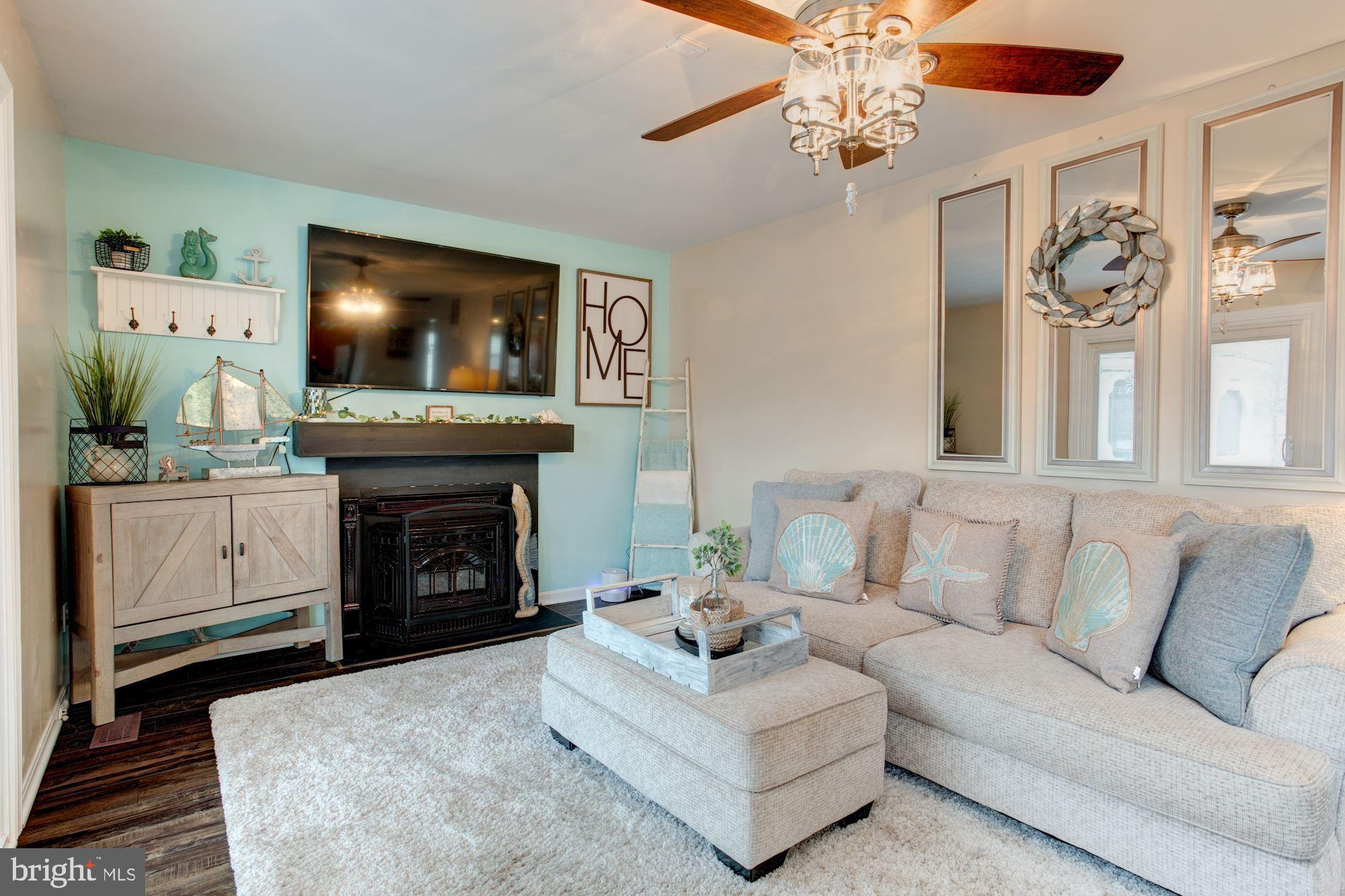 3736 Seneca Garden Road Baltimore, MD 21220 - Photo 20 of 43 Family Room