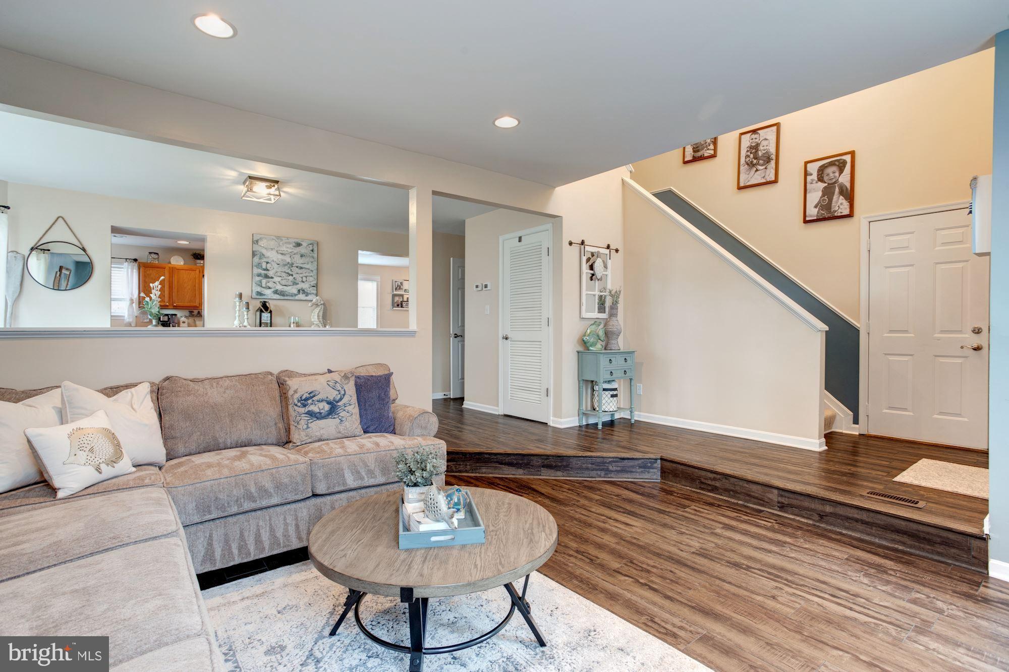 3736 Seneca Garden Road Baltimore, MD 21220 - Photo 5 of 43 Living Room
