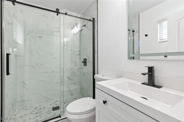 $3,490 | 405 Scenic Drive, Henderson, NV 89002