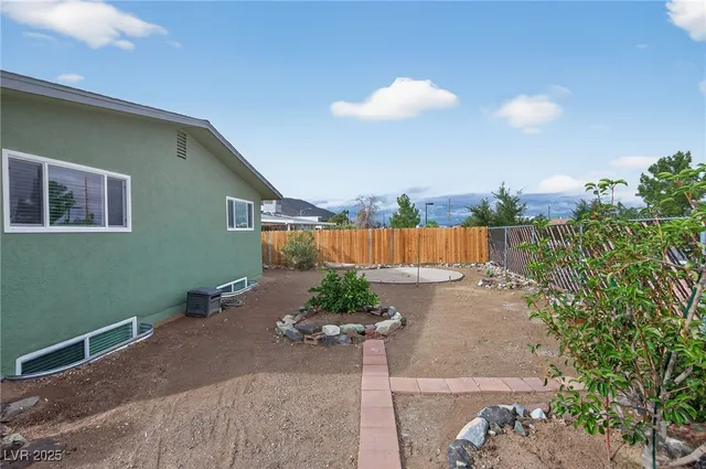 $3,490 | 405 Scenic Drive, Henderson, NV 89002