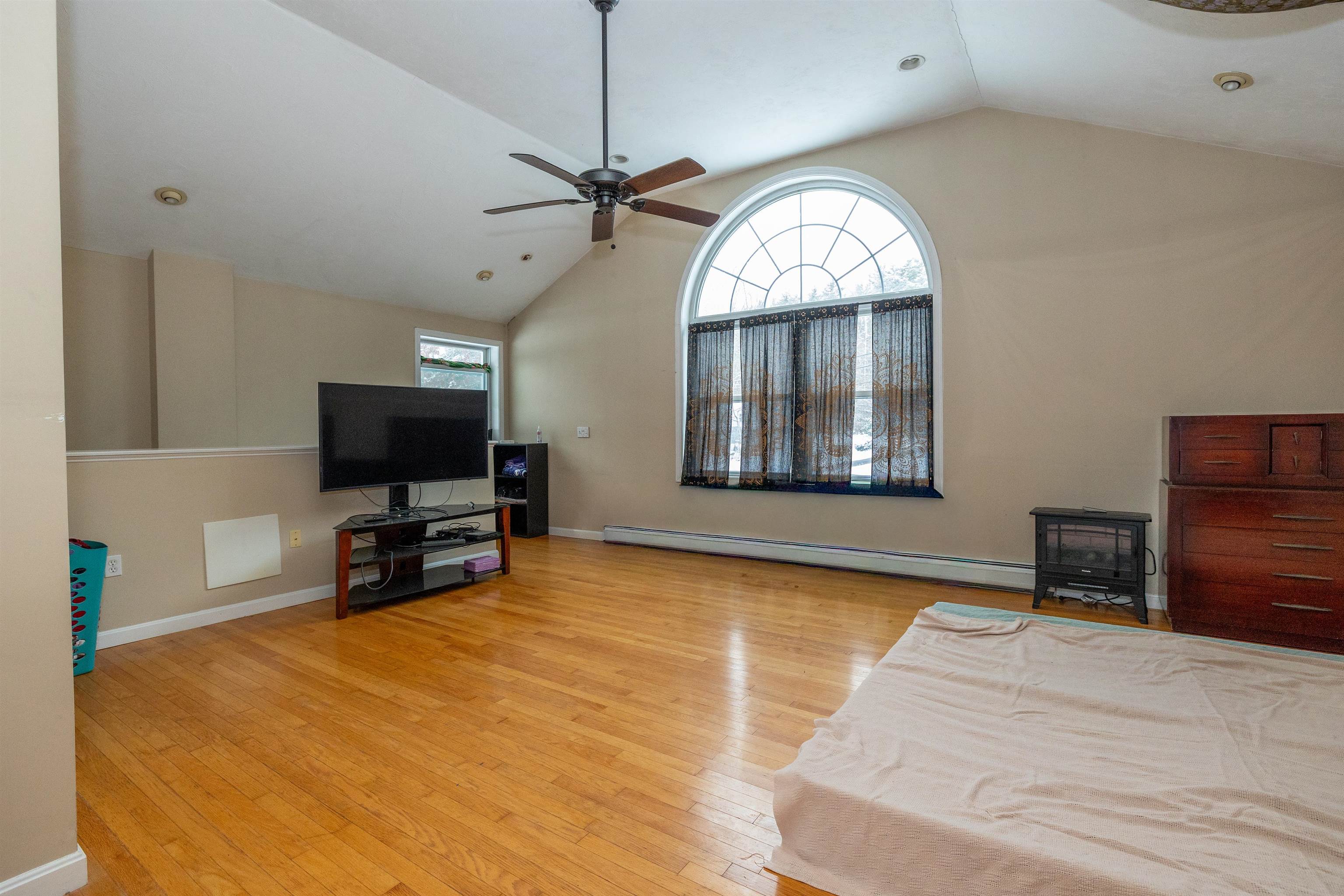 17 Grove Avenue Salem, NH 03079 - Photo 7 of 31