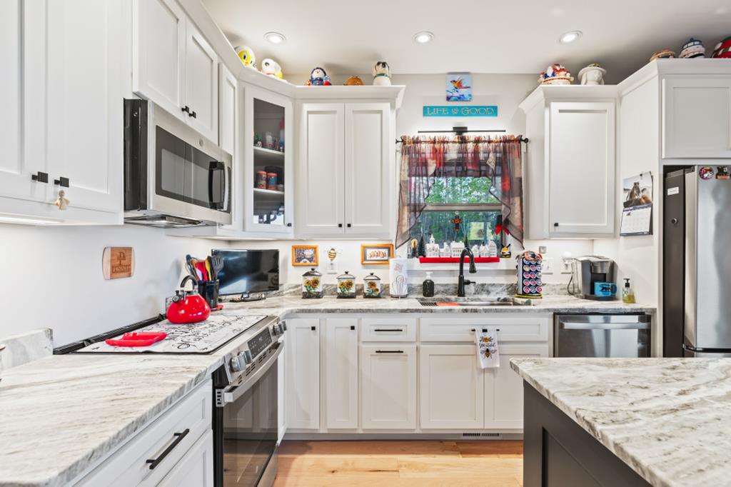 455 Point Overlook Trail Murphy, NC 28906 - Photo 10 of 58