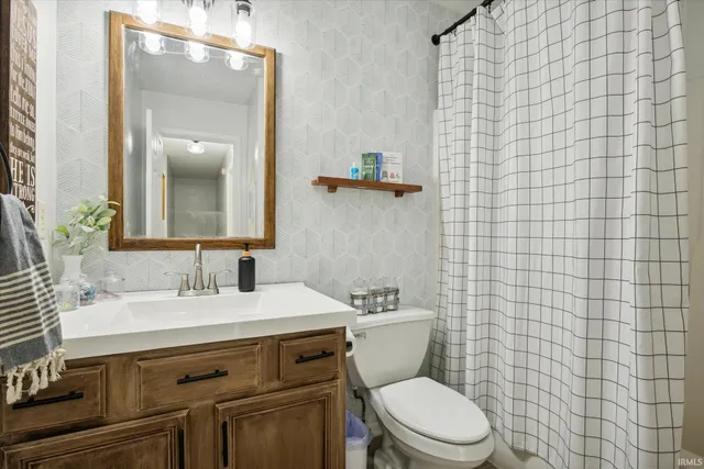 $299,900 | 25715 Burrow Trail, South Bend, IN 46628