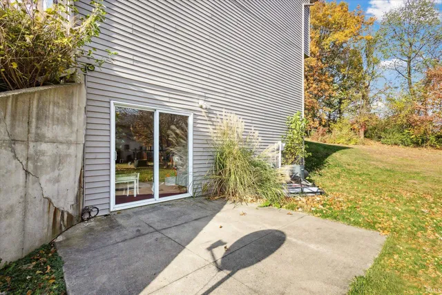 $299,900 | 25715 Burrow Trail, South Bend, IN 46628