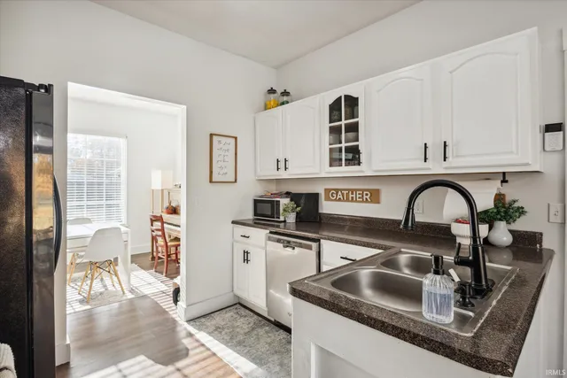 $299,900 | 25715 Burrow Trail, South Bend, IN 46628