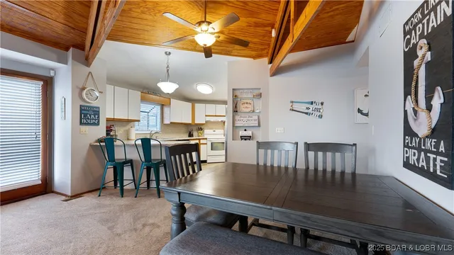 $625,000 | 31274 Ridge Lane, Rocky Mount, MO 65072