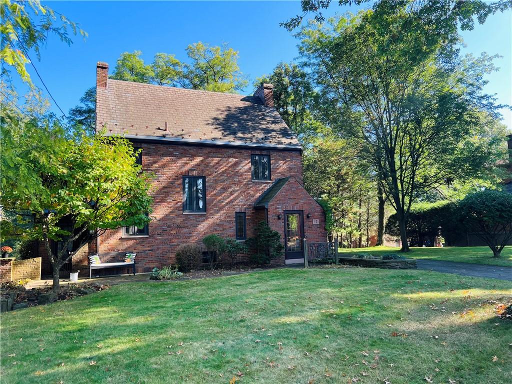 17 Roxbury Road Pittsburgh, PA 15221 - Photo 1 of 48 Gallery Image 1