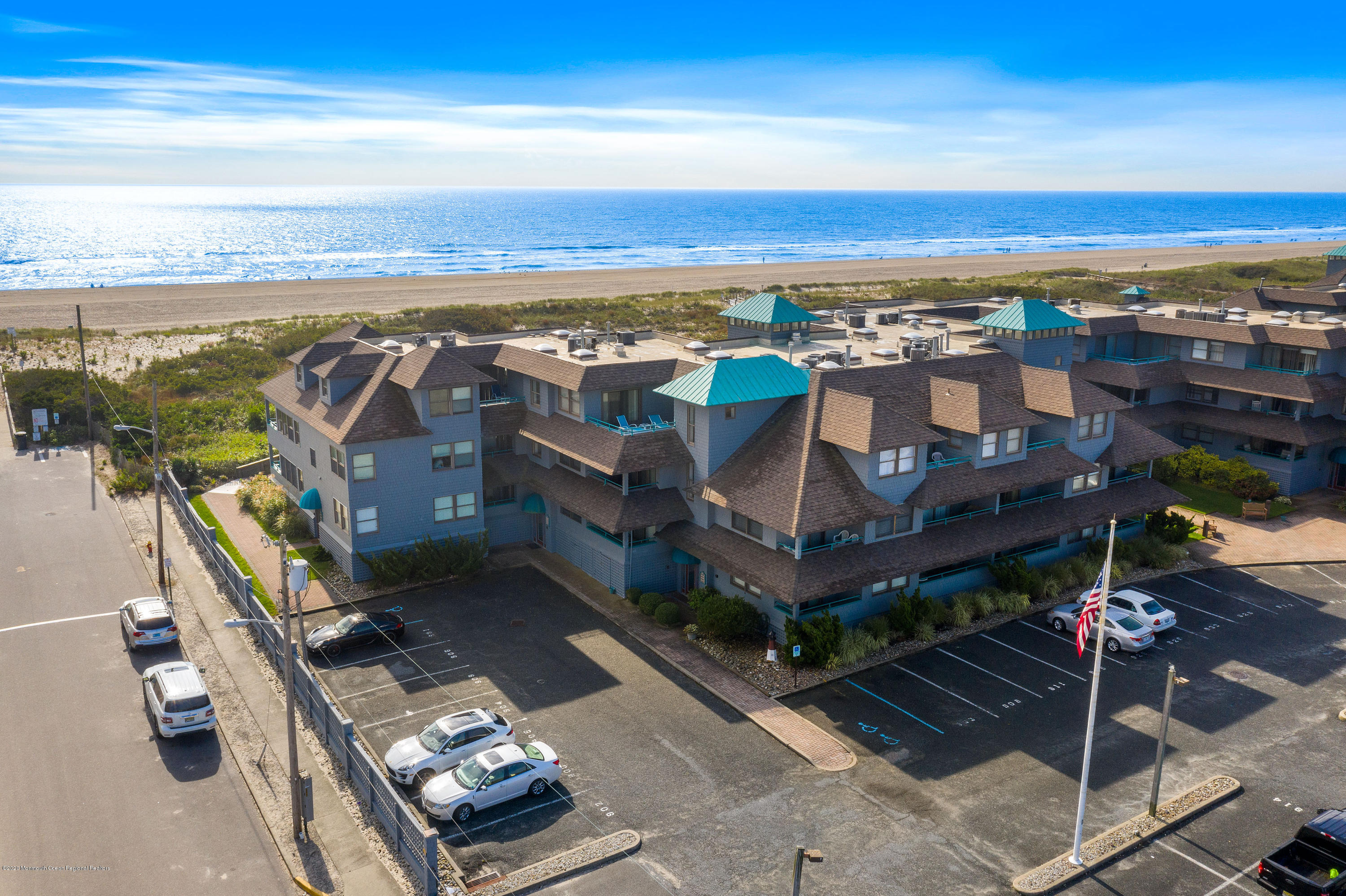 901 Ocean Avenue, Unit 902 Ship Bottom, NJ 08008 - Photo 13 of 54 901Ocean#902DroneOnline-11