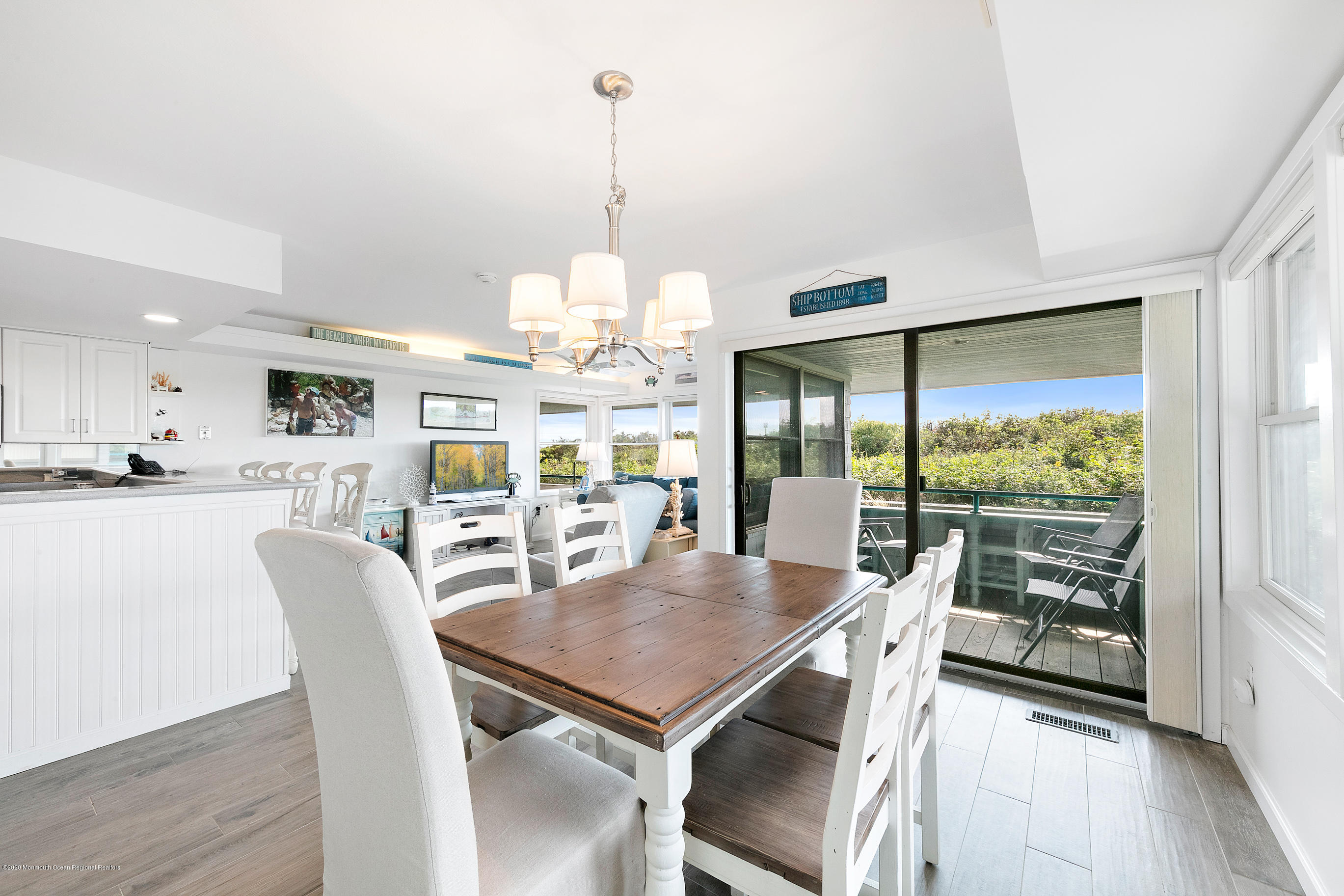 901 Ocean Avenue, Unit 902 Ship Bottom, NJ 08008 - Photo 27 of 54 901Ocean#902Online-19
