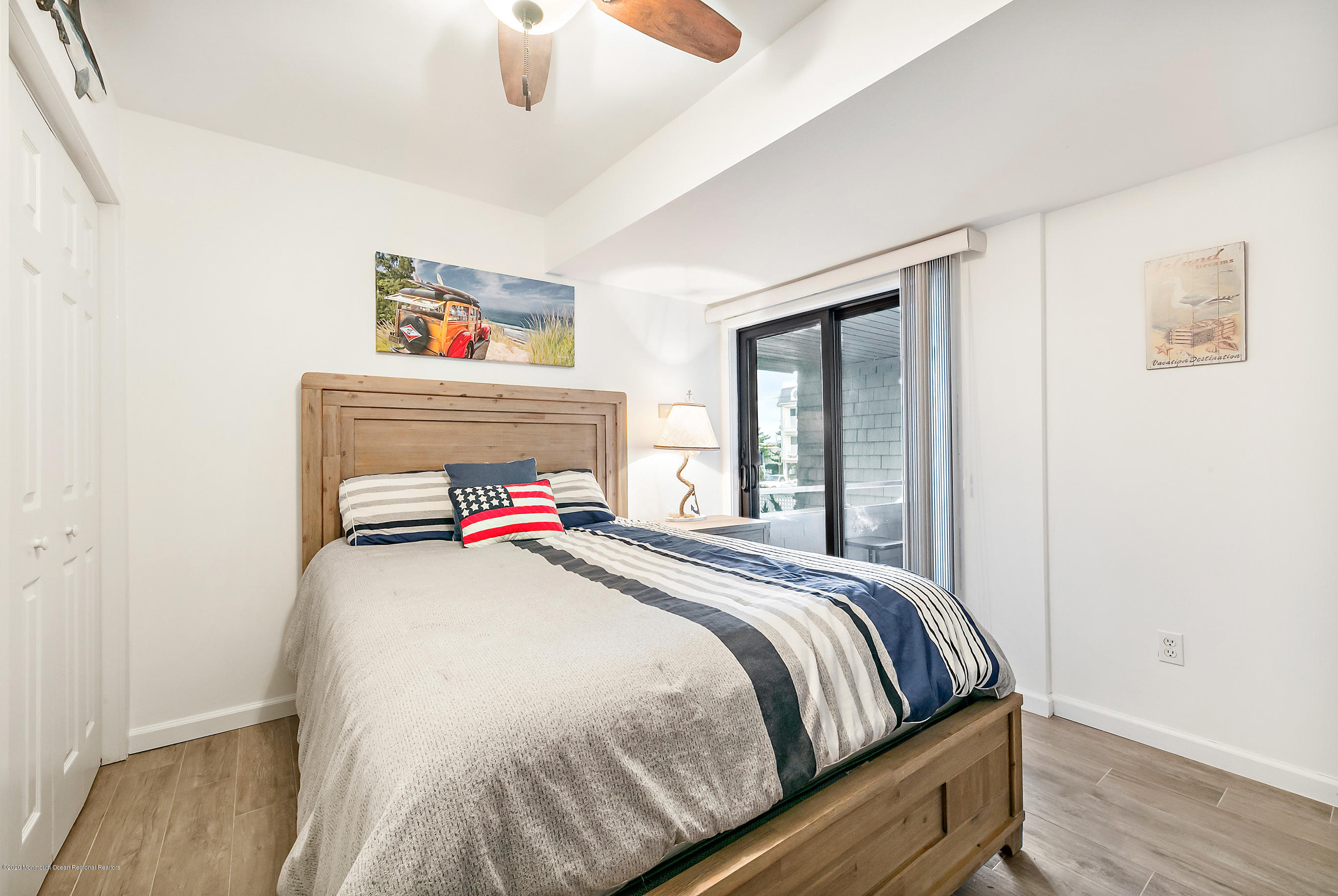 901 Ocean Avenue, Unit 902 Ship Bottom, NJ 08008 - Photo 32 of 54 901Ocean#902Online-33