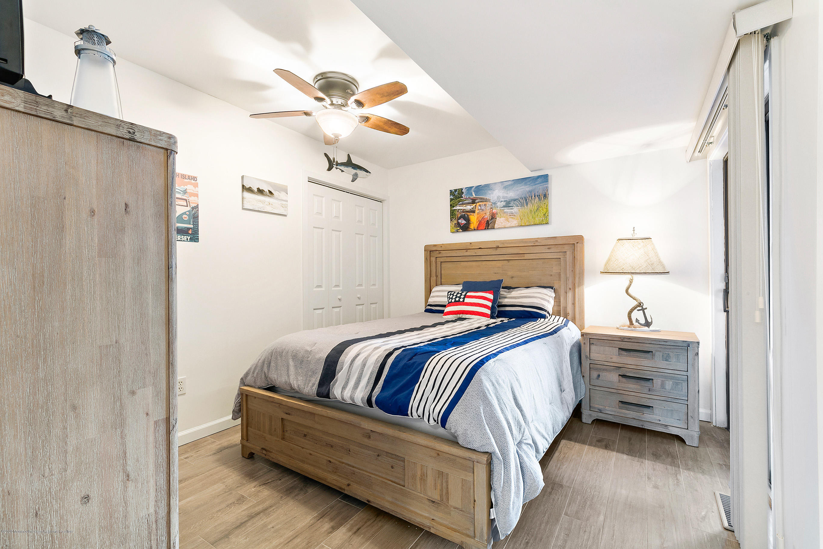 901 Ocean Avenue, Unit 902 Ship Bottom, NJ 08008 - Photo 34 of 54 901Ocean#902Online-31