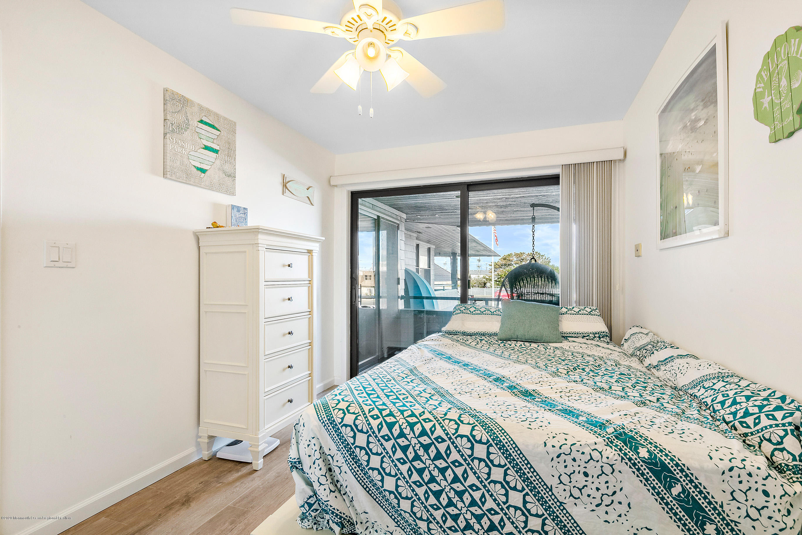 901 Ocean Avenue, Unit 902 Ship Bottom, NJ 08008 - Photo 42 of 54 901Ocean#902Online-28