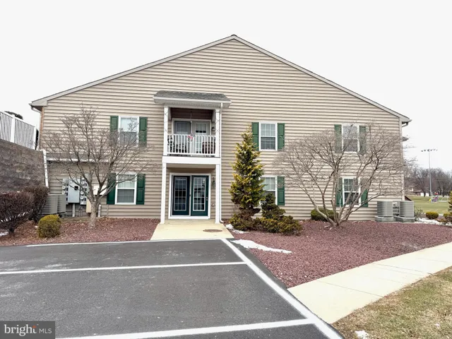 $1,475 | 531 West Penn Avenue, Unit 8, Robesonia, PA 19551
