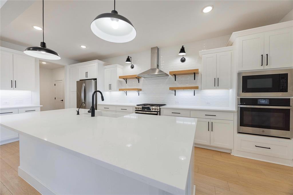 1275 Calebria Way Fate, TX 75087 - Photo 16 of 40